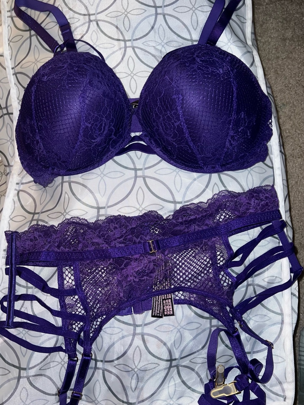 Victoria's Secret Very Sexy Push Up Bra + Garter